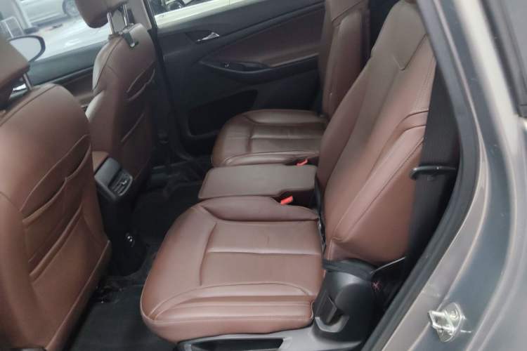 Used Buick GL6 2018 18T 6-Seater Luxury Model