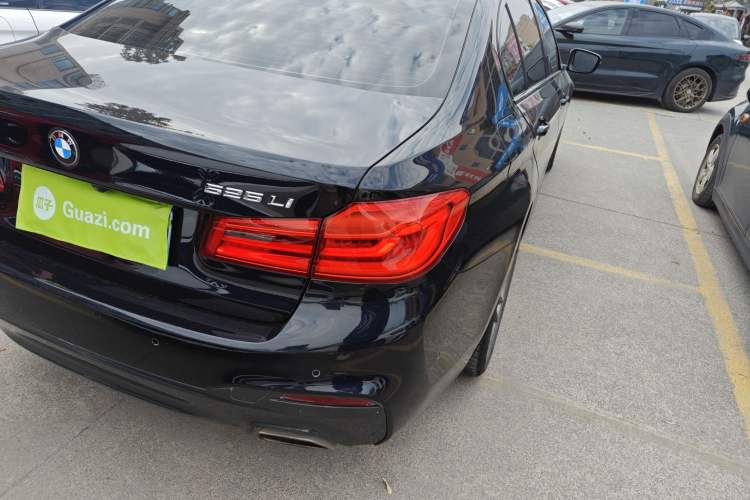 Used BMW 5 Series 2019 525Li M Sport Package