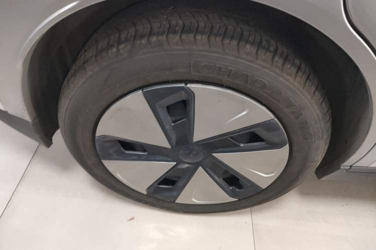 Used AION Y 2023 Younger