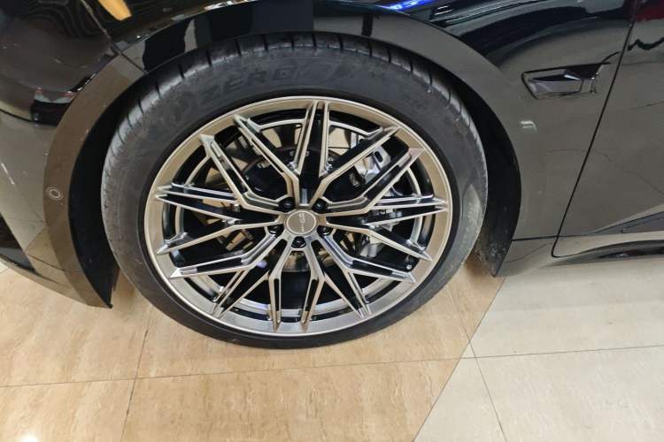 Used Zeekr 001 2025 ME Version 100 kWh All-Wheel Drive