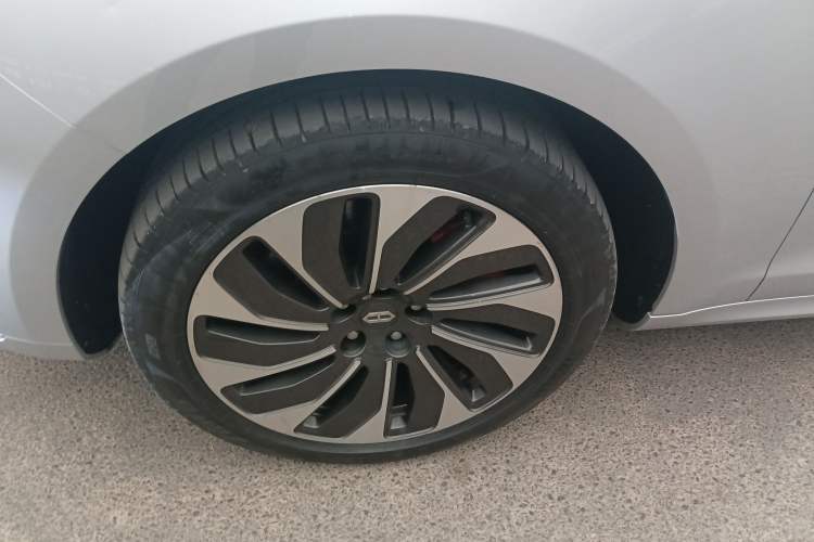 Used Hima AITO M5 2022 Extended-Range Four-Wheel Drive Flagship Edition
