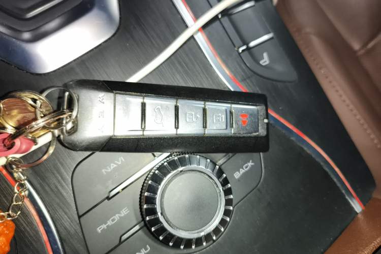 Used Wey VV7 2019 Upgraded Model 2.0T Flagship Version China V Standard
