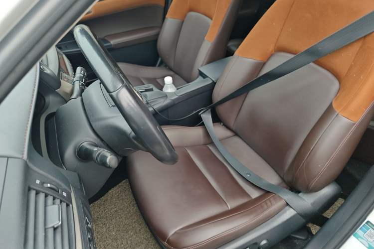 Used Lexus CT 2017 CT200h Comfort Edition Monochrome China VI
