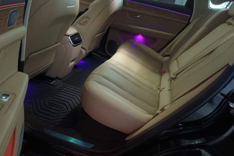 Used Hima AITO M7 2024 1.5T Rear-Drive Plus Version 5 Seats
