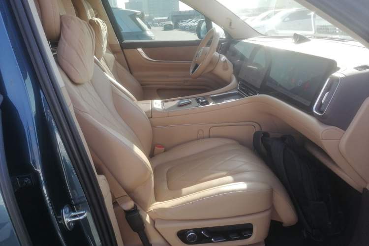 Used Hima AITO M9 2024 Range-Extended Ultra Version 52 kWh 5-Seater Model