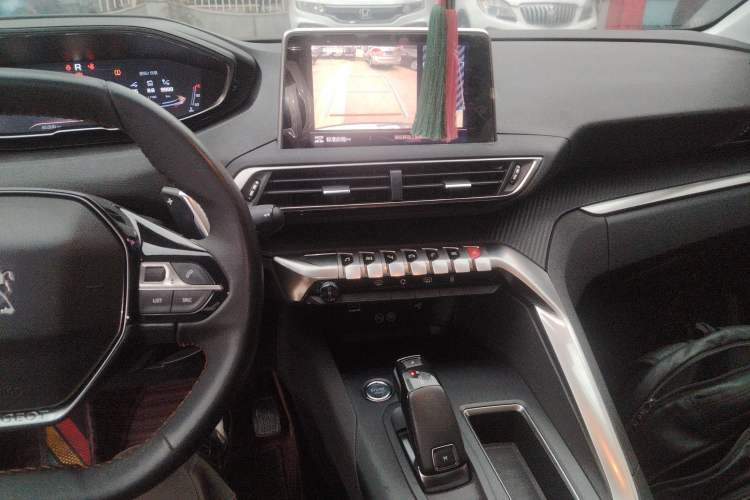 Used Peugeot 5008 2017 350THP 7-Seater Elite Edition
