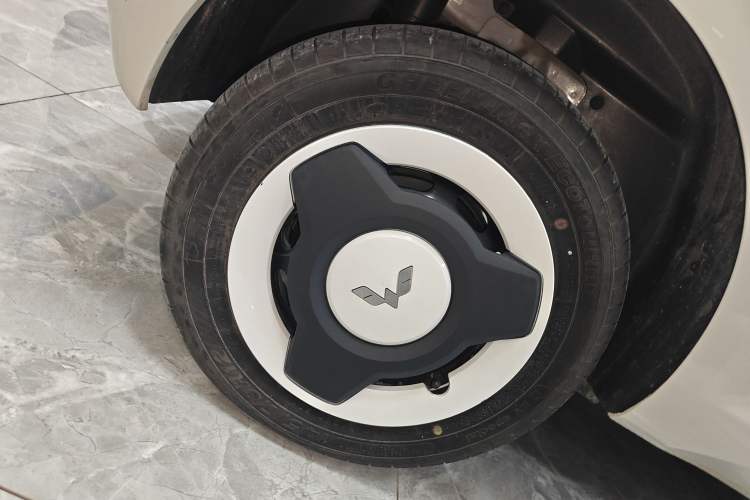 Used Wuling Hongguang MINIEV 2024 3rd Generation 215km Youth Edition