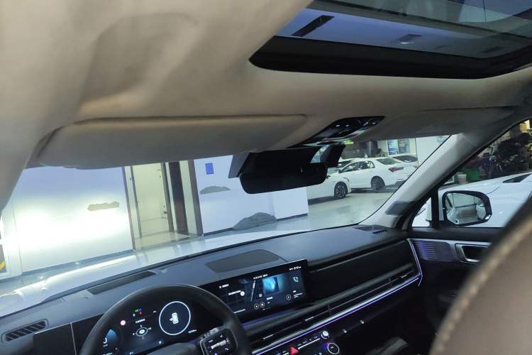 Used Hyundai Santa Fe 2024 2.0T Connoisseur Pro Max
