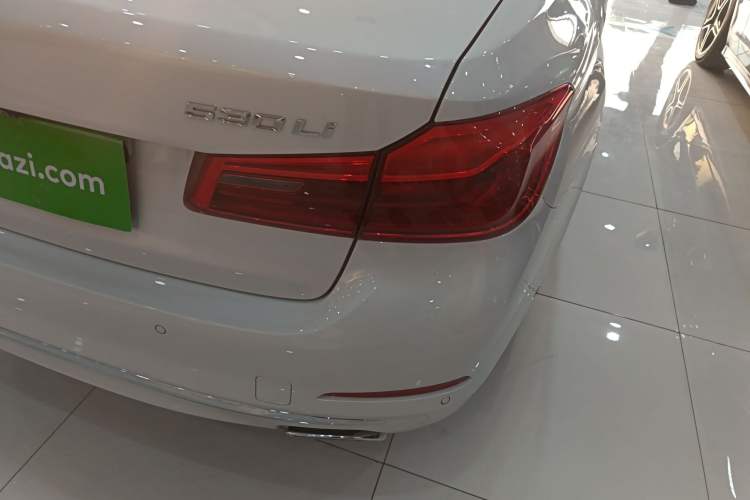 Used BMW 5 Series 2019 530Li Leading Model Luxury Package
