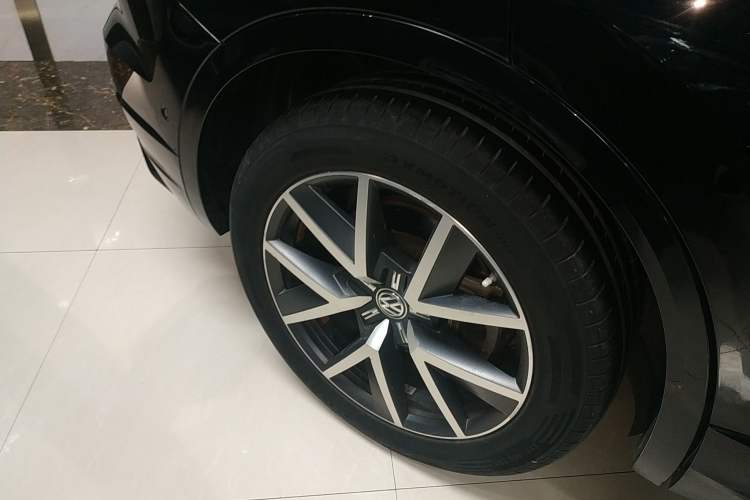 Used Volkswagen Touareg 2019 3.0 TSI RuiFeng Edition China VI Standard
