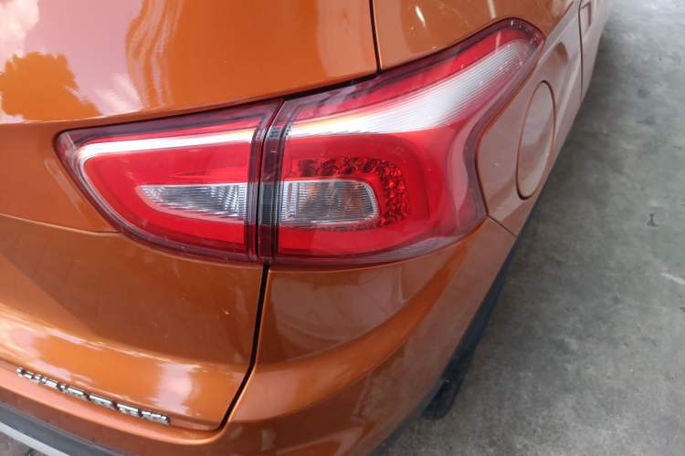 Used Baojun 510 2017 1.5L Automatic Fashion Model
