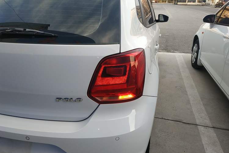 Used Volkswagen Polo 2014 1.4L Automatic Comfort Edition
