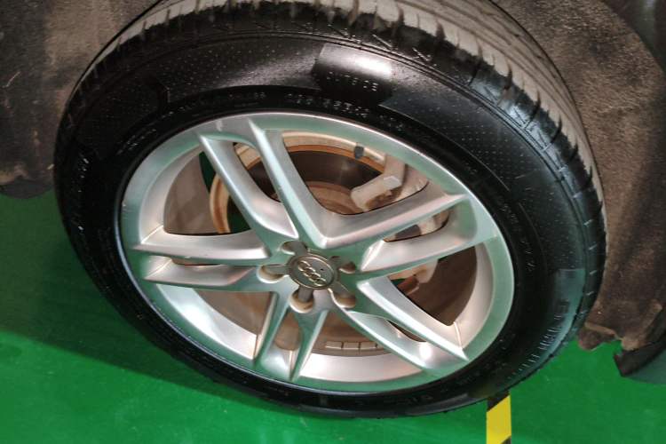 Used Audi Q5 2016 40 TFSI Comfort Model
