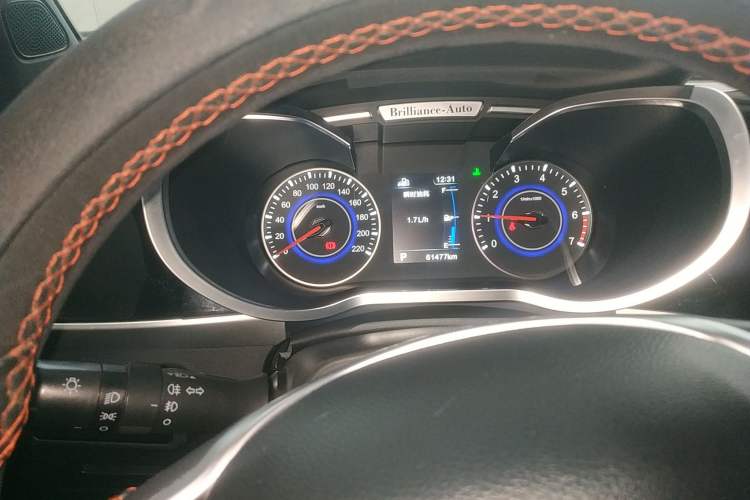 Used Brilliance V3 2015 1.5T Automatic Flagship Model
