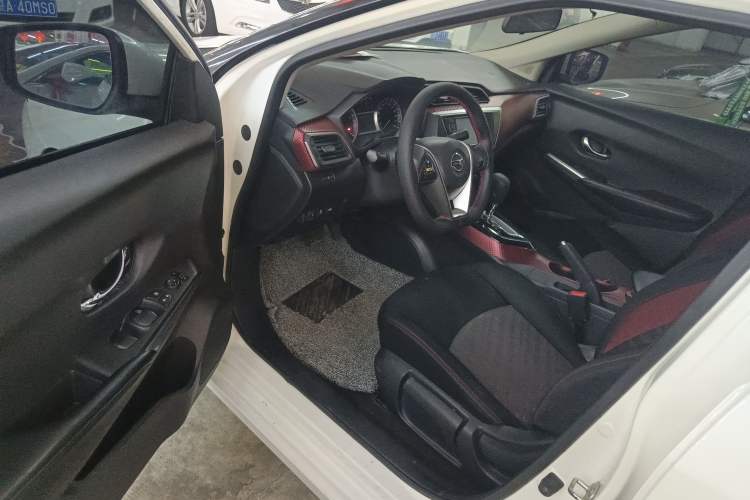 Used Nissan Lannia 2016 1.6L CVT Smart Cool Edition