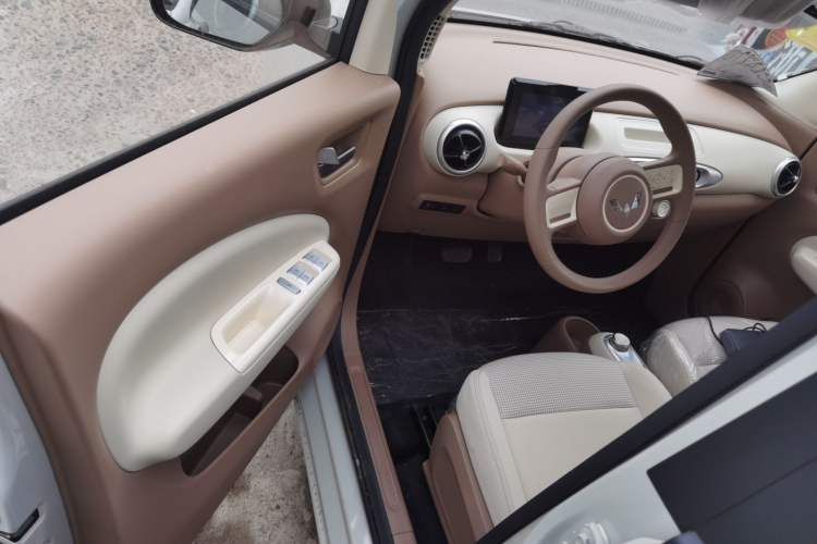 Used Wuling Hongguang MINIEV 2025 Four-Door Version Advanced Edition