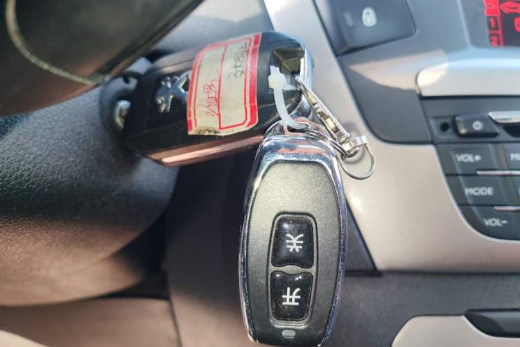 Used Peugeot 301 2016 1.6L Automatic Luxury Edition