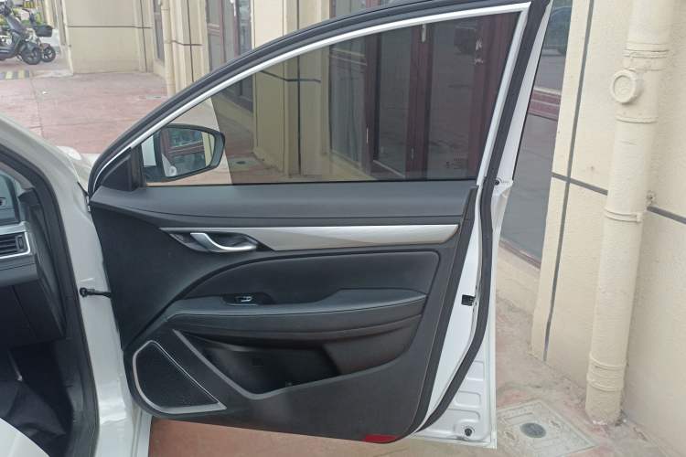 Used Geely Auto Emgrand 2020 1.5L CVT Upward Version
