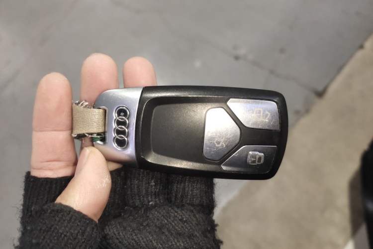 Used Audi A4L 2018 30th Anniversary Edition 40 TFSI Sport Edition
