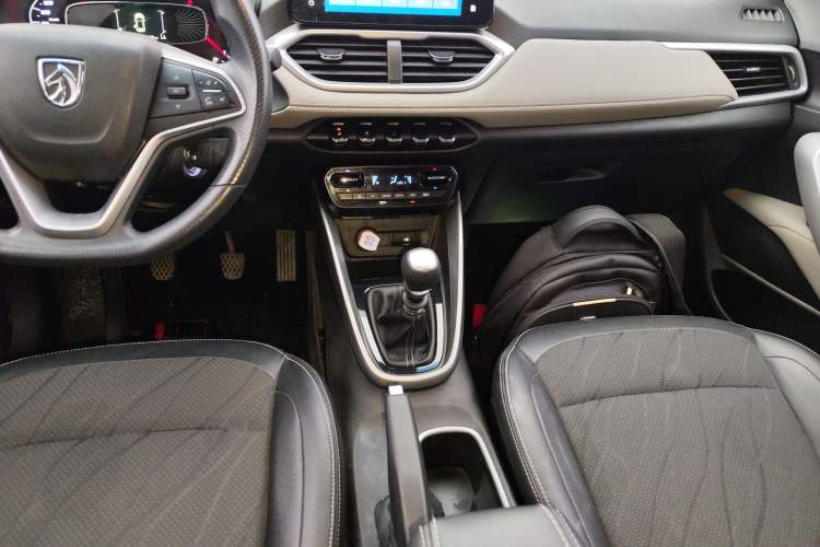 Used Baojun 510 2017 1.5L Manual Fashion Edition
