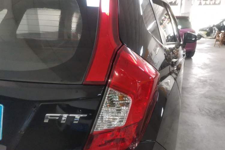 Used Honda Fit 2014 1.5L LX CVT Comfort Model
