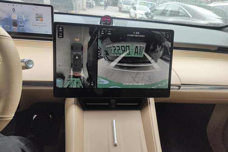 Used Hima Luxeed R7 2024 All-Electric 736 km Ultra