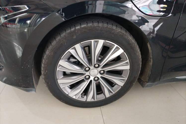 Used Hongqi E-QM5 2023 620km PLUS