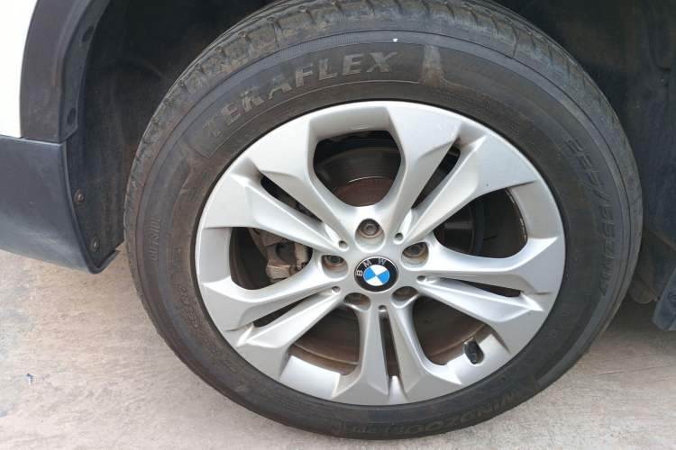 Used BMW X1 2016 sDrive18Li Premium Edition
