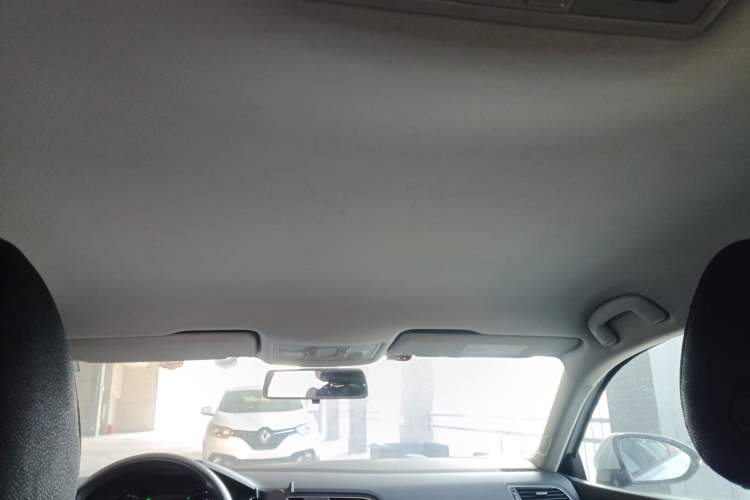 Used Volkswagen Lamando 2015 230TSI DSG Fashion Edition
