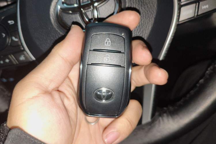 Used Toyota FRONTLANDER 2023 2.0L CVT Leading Edition