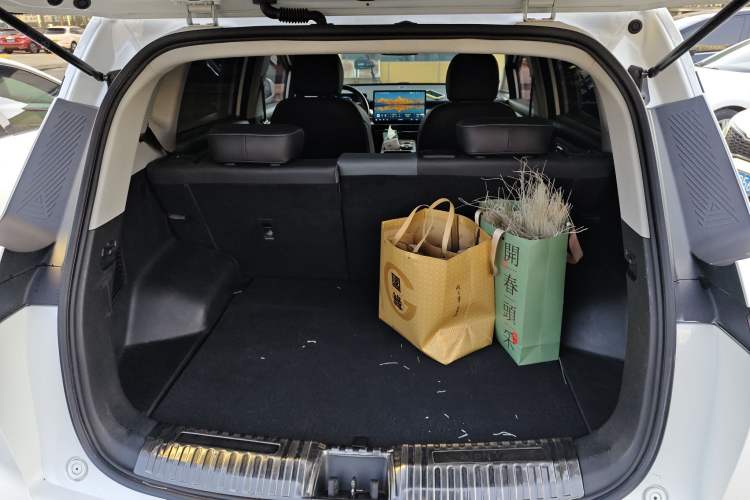 Used AION Y 2023 Plus 610 Smart Edition Lithium Iron Phosphate
