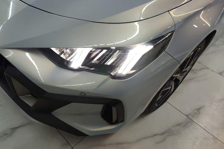 Used GAC Trumpchi EMPOW 2023 Shadow Leopard H Smart Hybrid Edition
