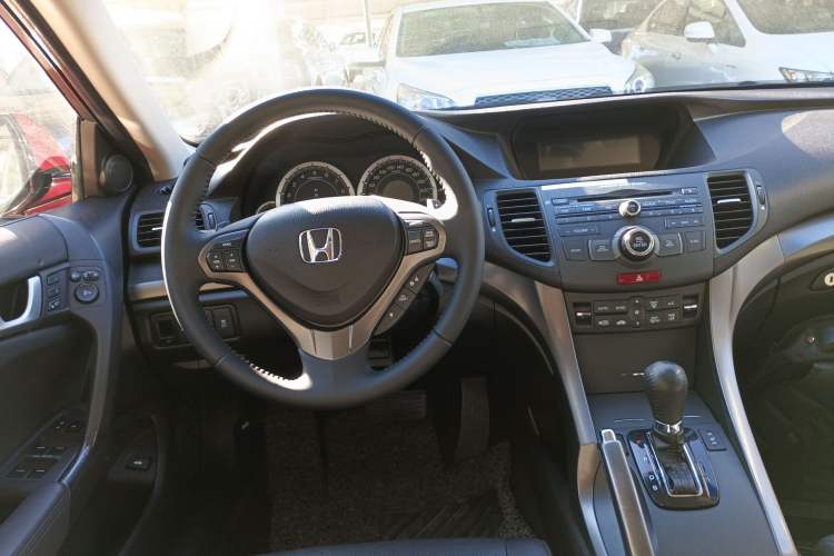 Used Honda Spirior 2013 2.4L Luxury Edition
