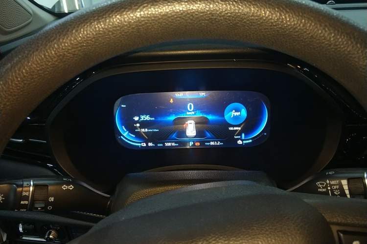 Used SOL E40X 2021 Silver Armor Edition