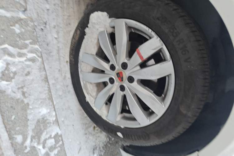 Used Roewe 350 2015 1.5L Automatic Luxury Sunroof Edition
