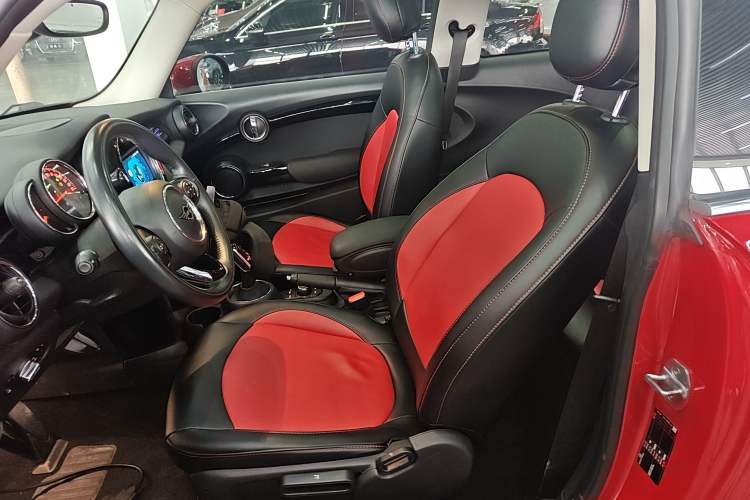 Used  MINI 2019 1.5T ONE PLUS