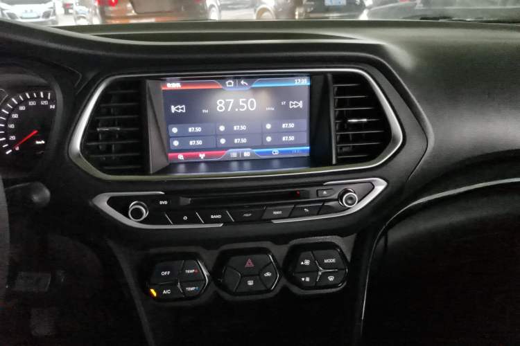 Used GAC Trumpchi GS4 2015 200T Manual Elite Edition
