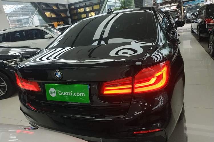 Used BMW 5 Series 2018 Restyled 530Li Luxury Edition M Sport Package
