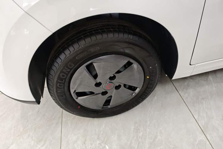 Used Wuling Hongguang New Energy 2025 Extended-Range Hybrid 50KM Comfort Version
