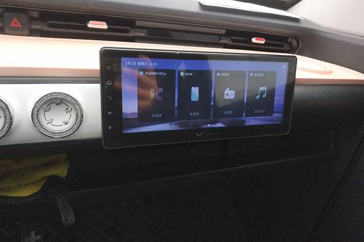 Used Wuling Hongguang MINIEV 2022 GAMEBOY 200km Gaming Edition with Lithium Iron Phosphate
