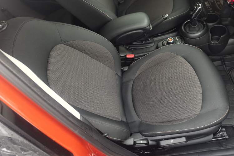 Used  MINI 2018 1.5T ONE Five-Door Edition
