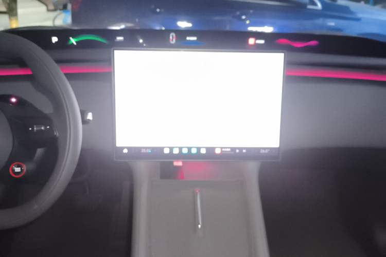 Used  YU7 2025 Ultra-Long Range Rear-Wheel Drive Version
