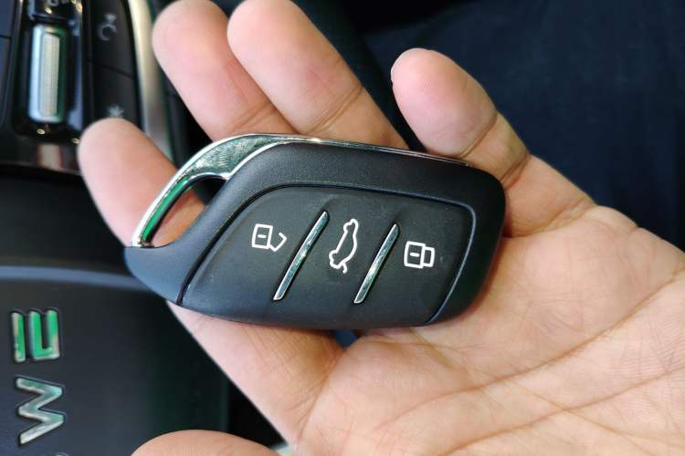 Used Roewe i5 2021 1.5L CVT Diamond Edition
