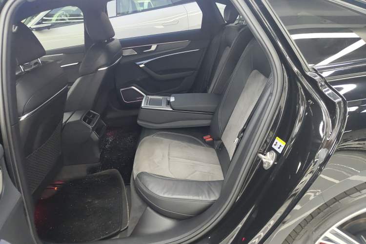 Used Audi A6L 2022 40 TFSI Luxury Dynamic Model
