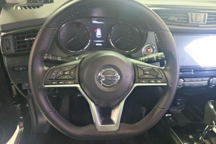 Used Nissan X-Trail 2019 2.0L CVT Smart Connect Comfort Edition 2WD
