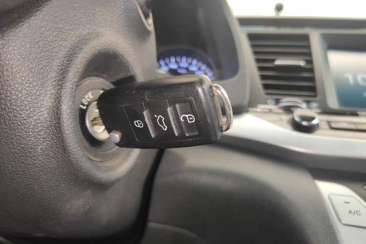 Used Hyundai Elantra 2016 1.6L Automatic ZhiXuan – Elite Version