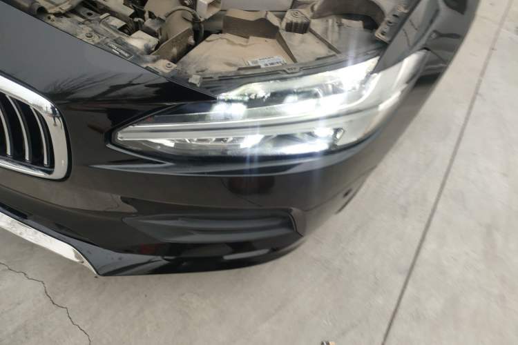 Used Volvo S90 2018 T4 Zhiyuan Edition