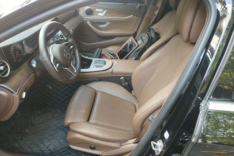 Used Mercedes-Benz E-Class 2019 E 260 L 4MATIC
