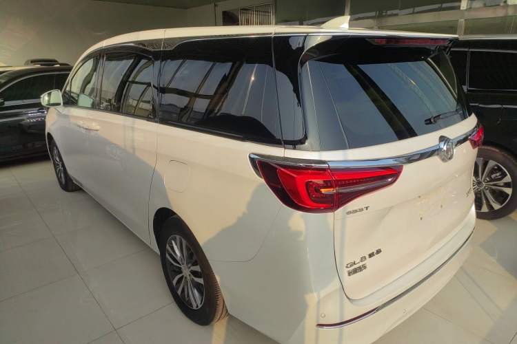 Used Buick GL8 2022 ES Landtrek 653T Comfort Edition
