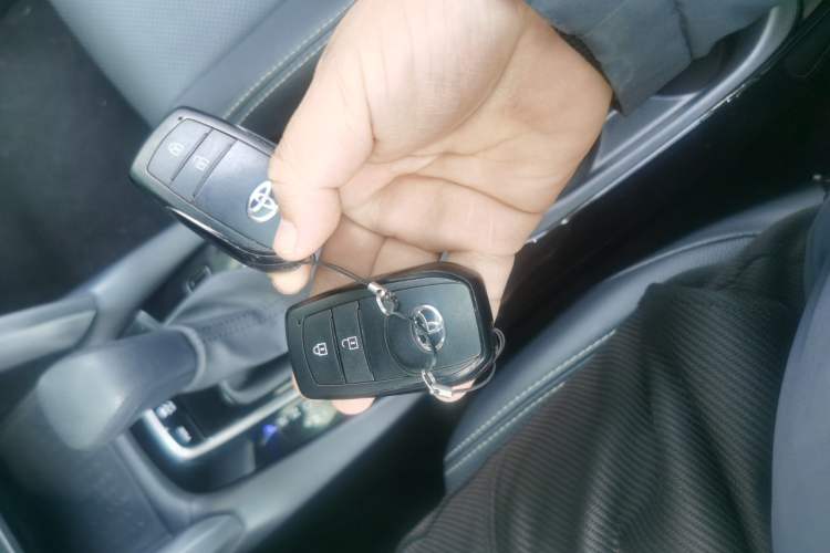 Used Toyota FRONTLANDER 2022 2.0L CVT Luxury Edition
